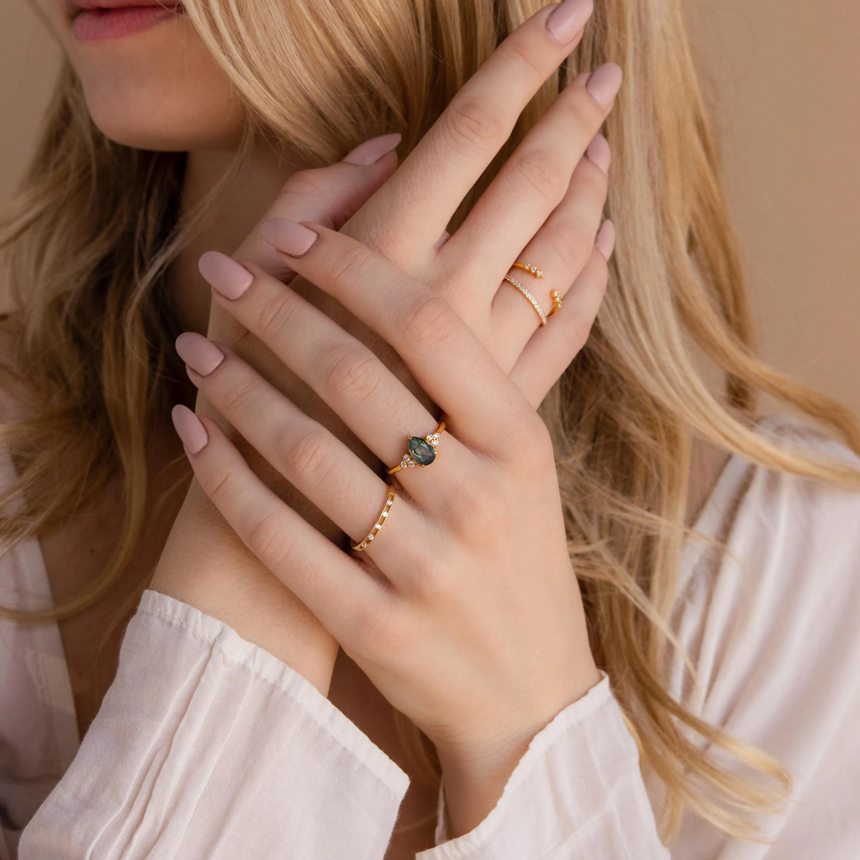 Agate Teardrop Ring in 18K Gold - Image 6