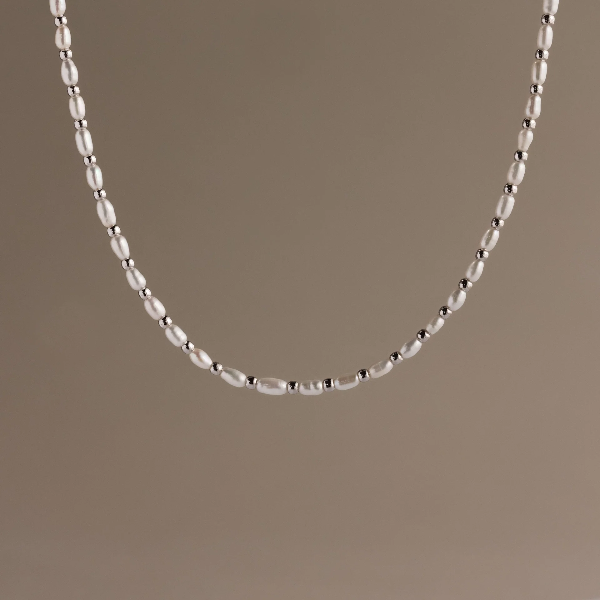 Beaded Pearl Necklace - Image 2