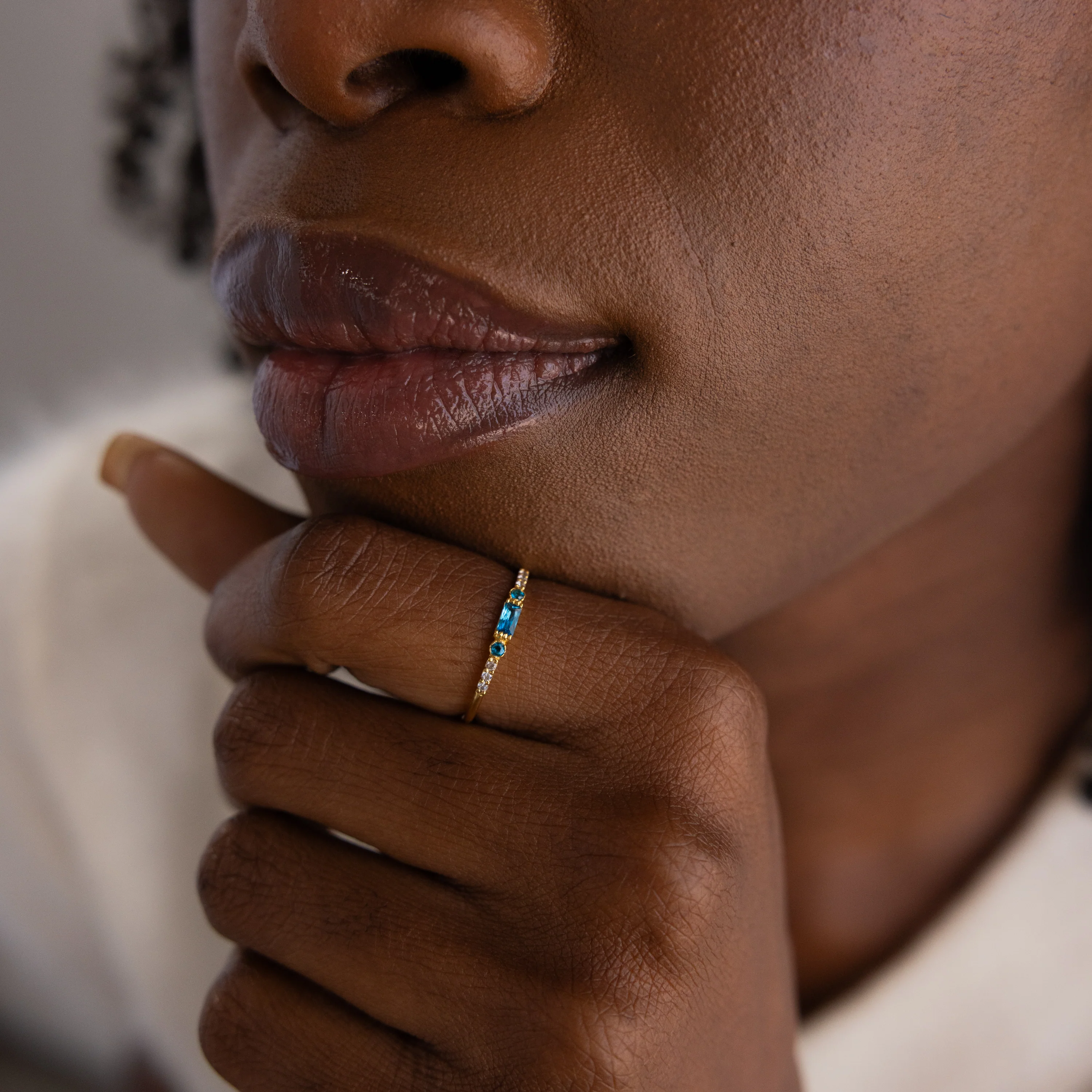 Dainty Baguette Peridot Ring - Image 2