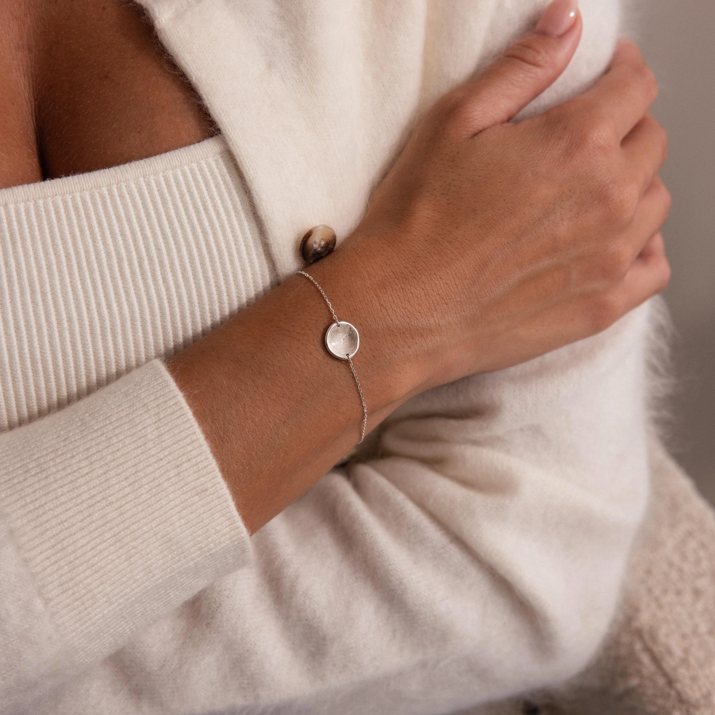 Dainty Organic Fingerprint Bracelet in Silver - Image 4