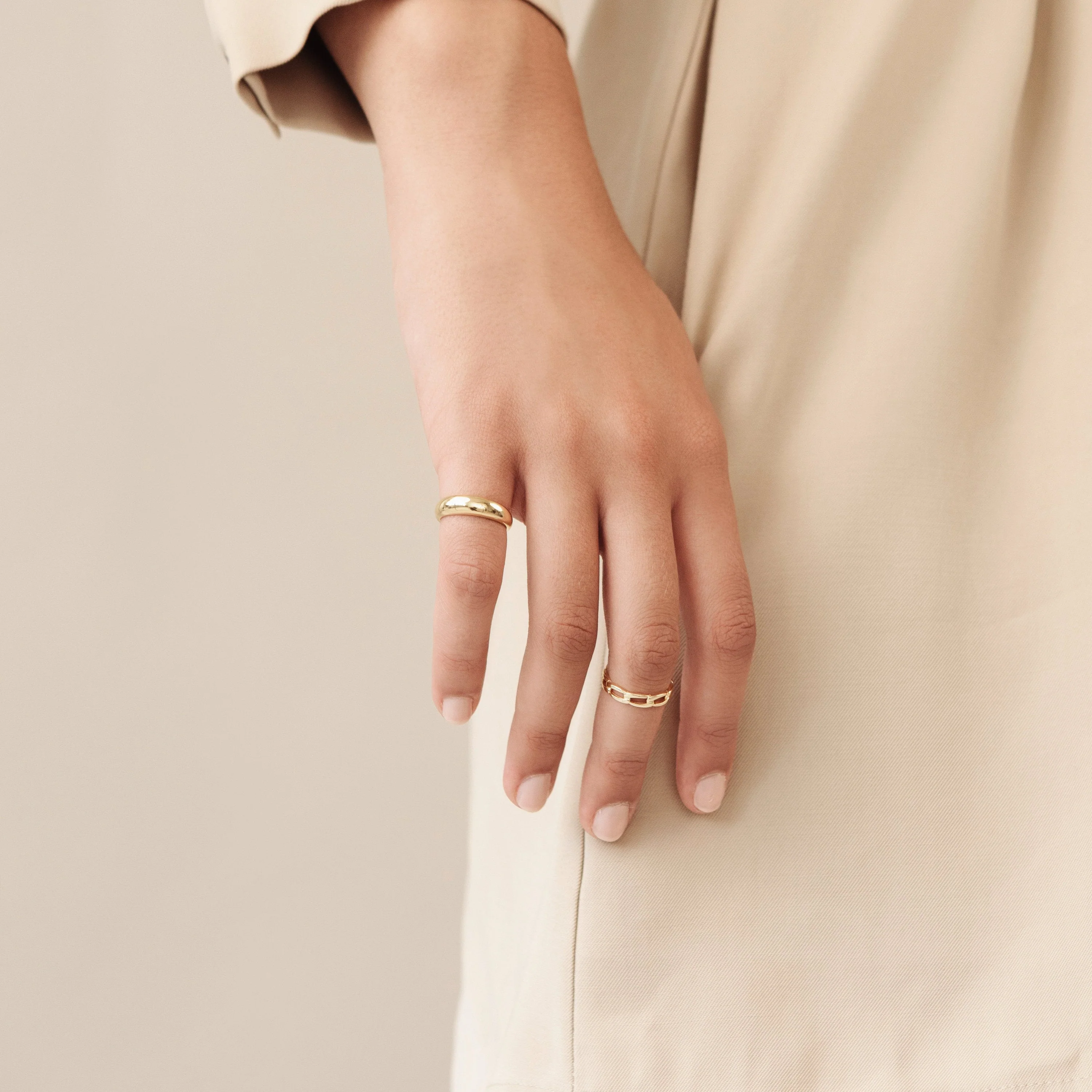 Dome Ring in 18K Gold - Image 4