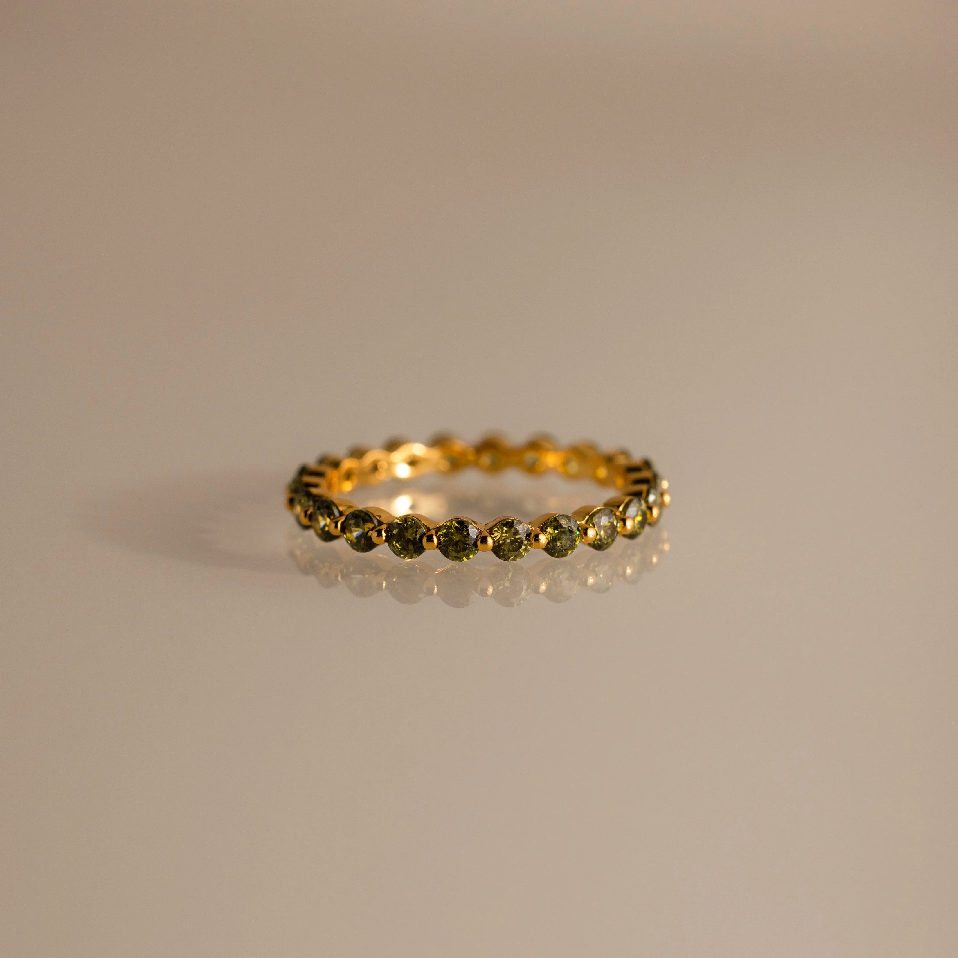 Lace Eternity Peridot Ring