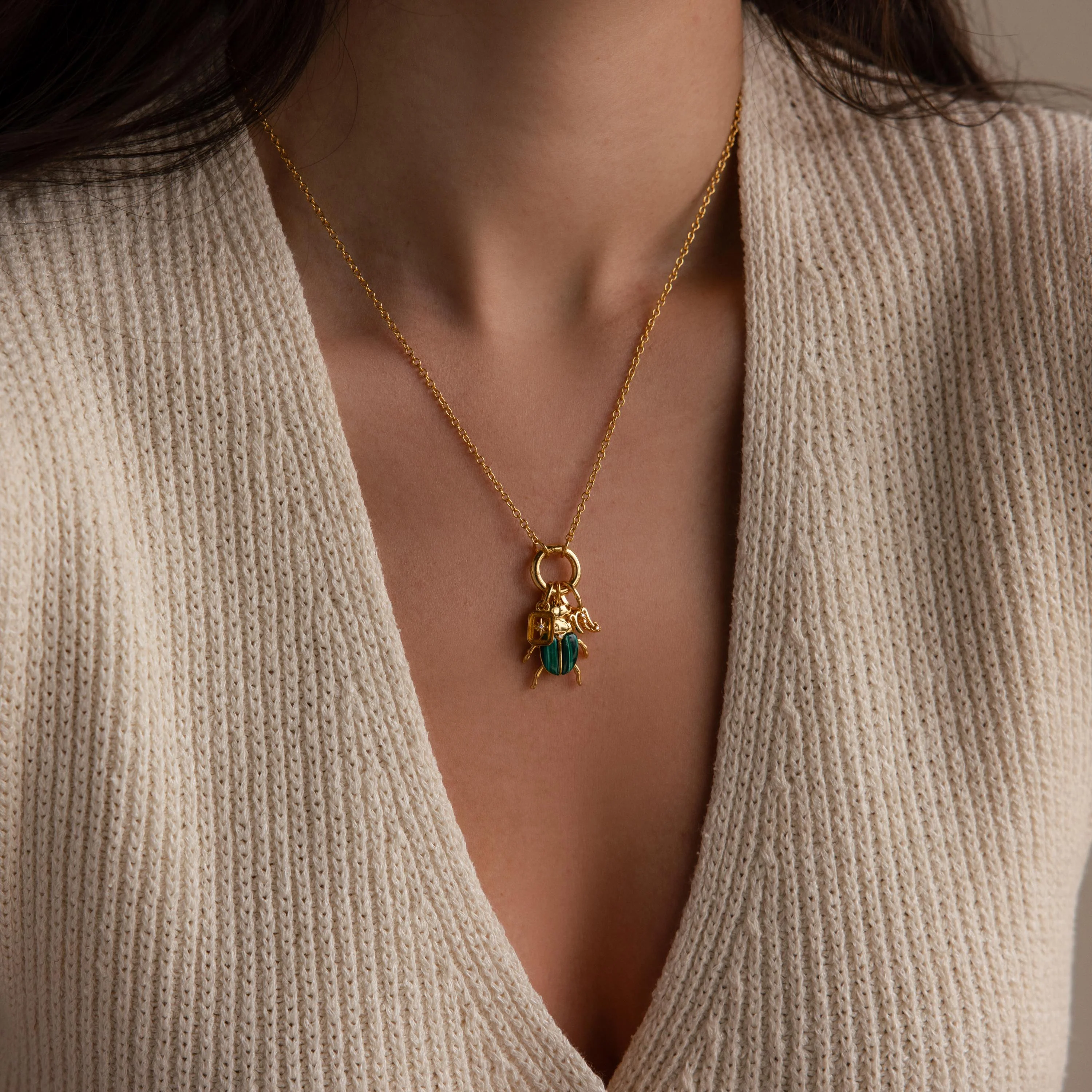 Malachite Beetle Charm in 18K Gold - Image 4
