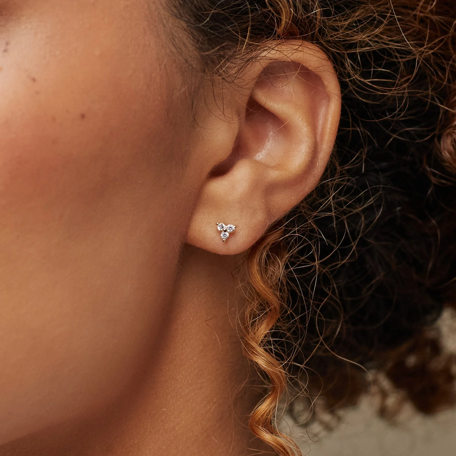 Mini Lily Studs in 18K Gold