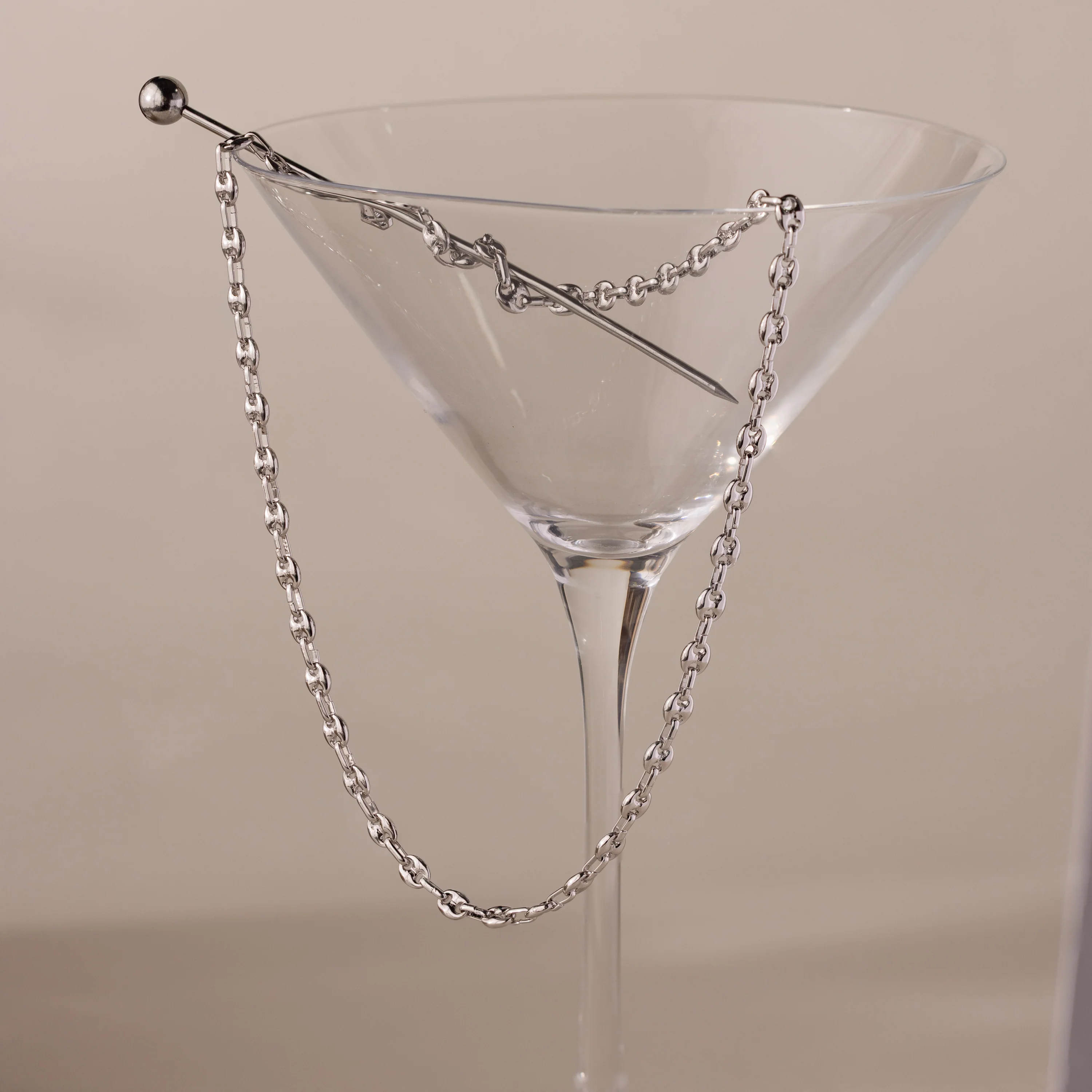 Mini Mariner Chain Necklace in Silver - Image 3