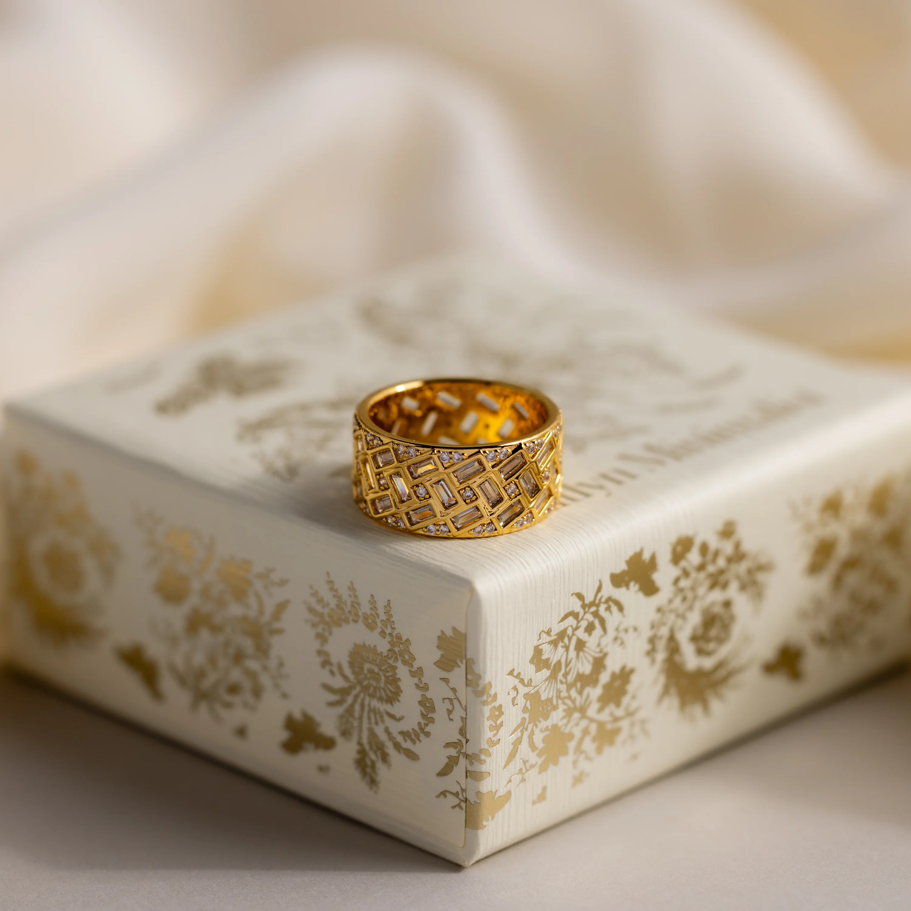 Mosaic Diamond Baguette Ring - Image 5