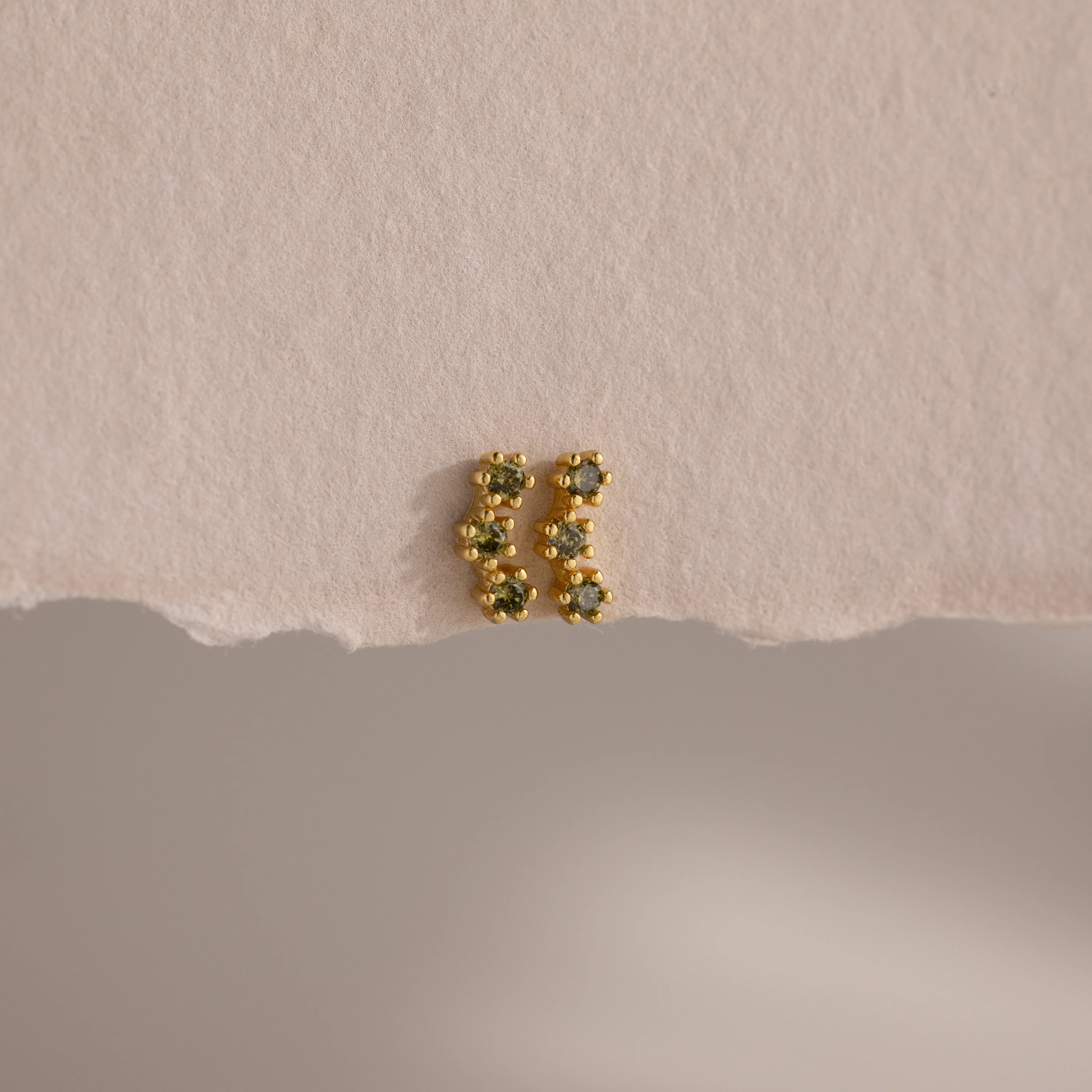 Peridot Cluster Flatback Studs