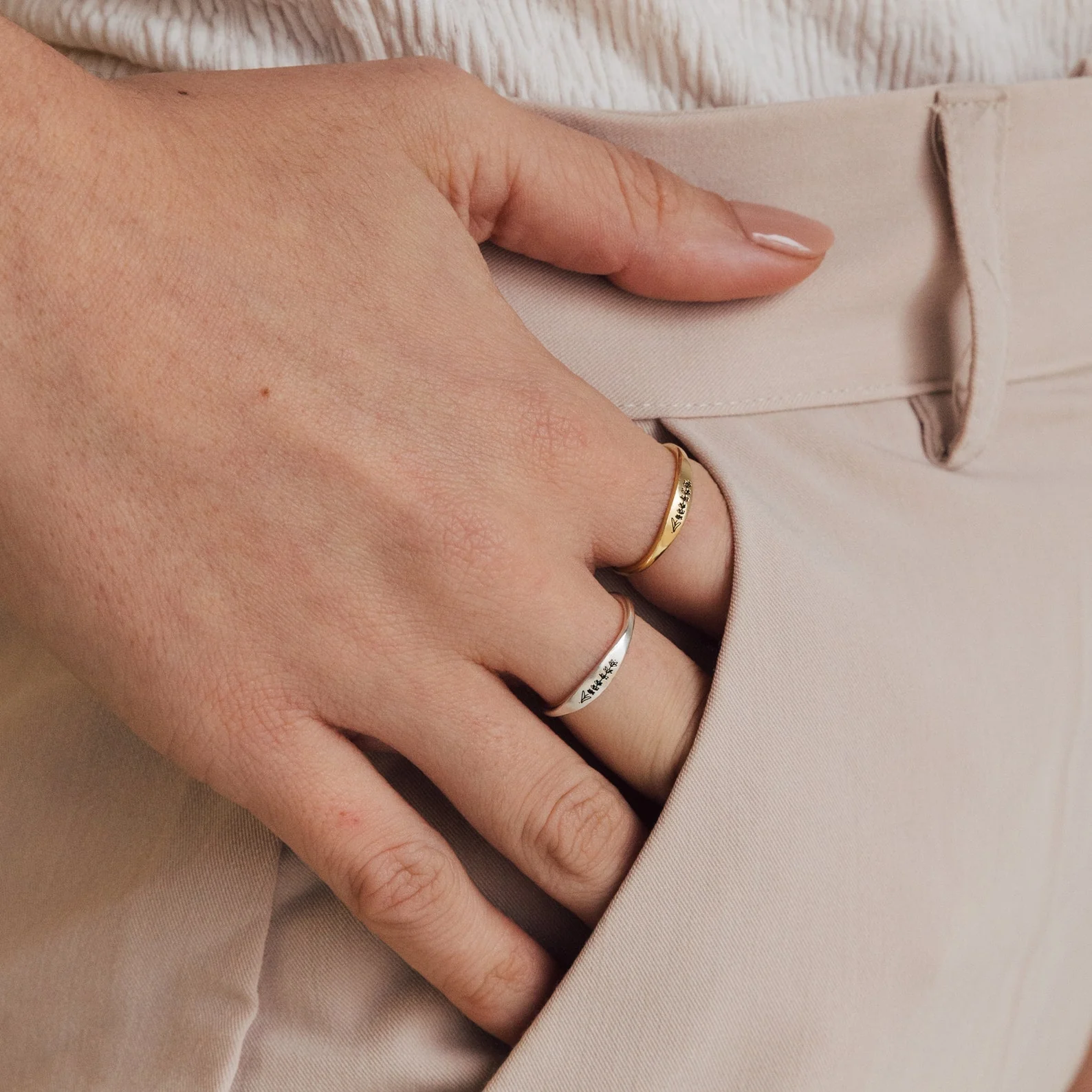Skinny Birth Flower Ring in Silver - Image 3