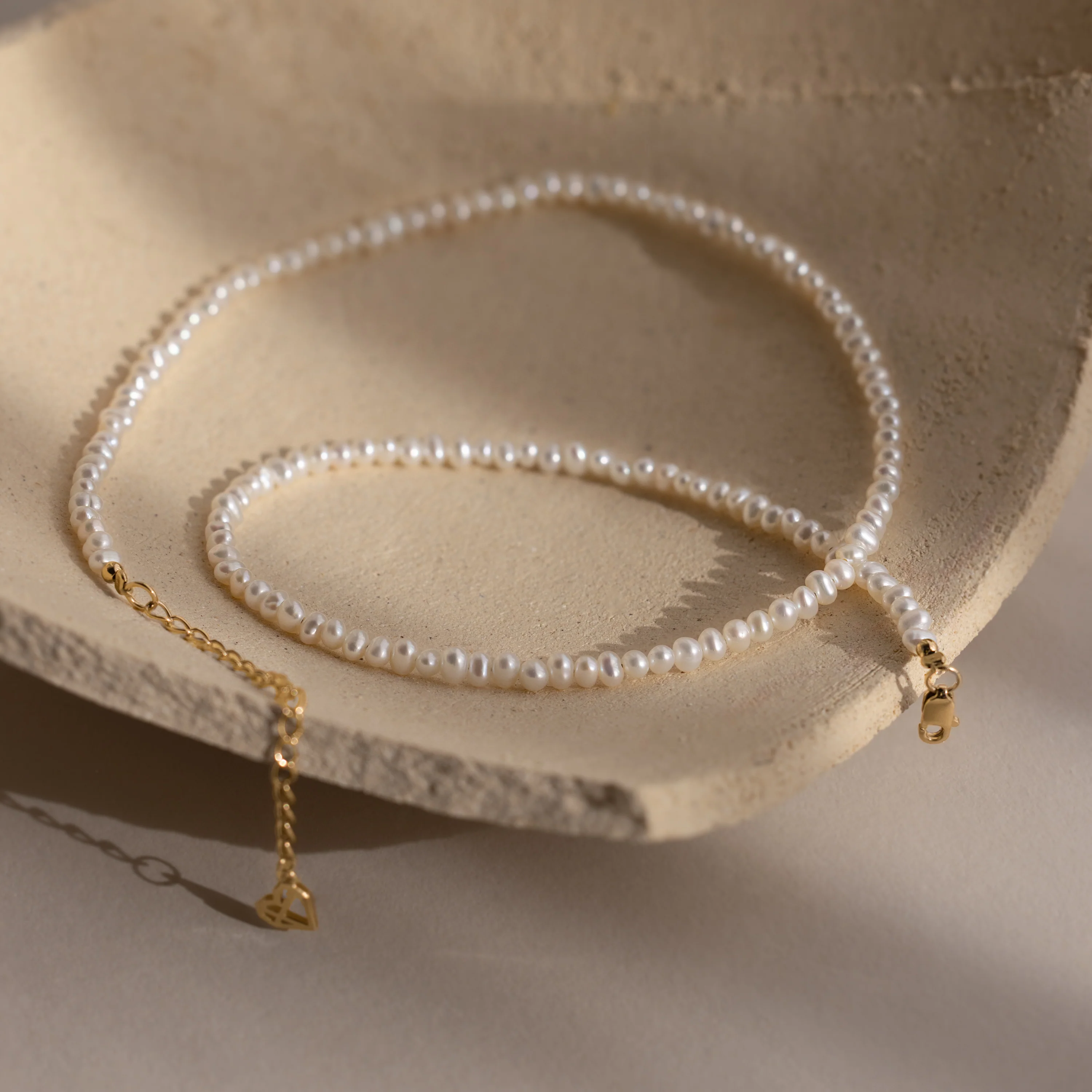 Summer Pearl Beaded Necklace - Image 6