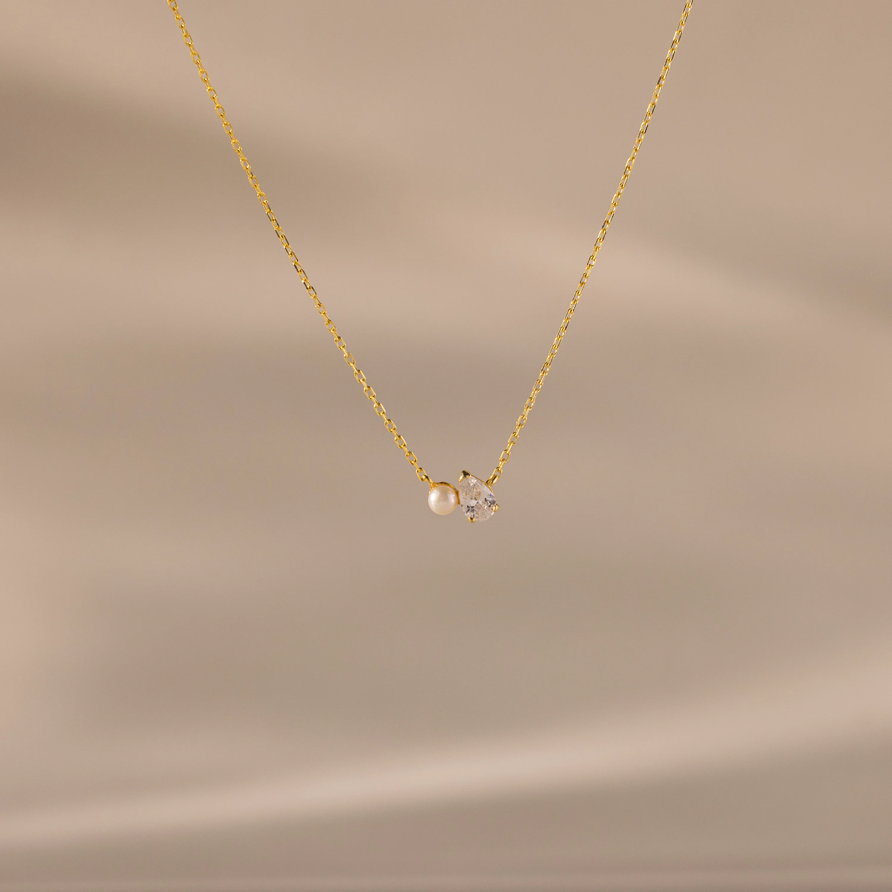 Teardrop Diamond & Pearl Necklace