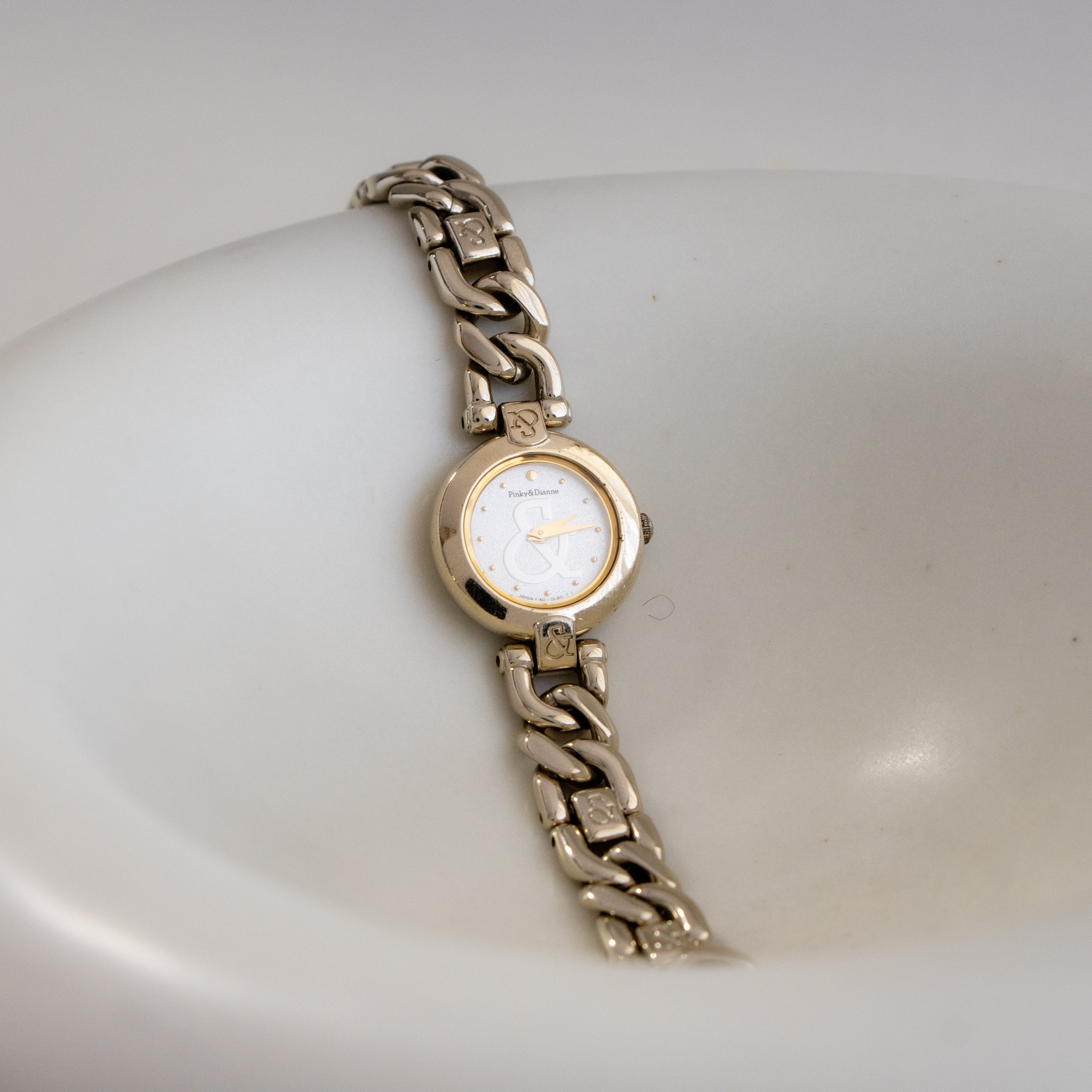 Vintage Pinky & Dianne Link Gold Watch - Image 2
